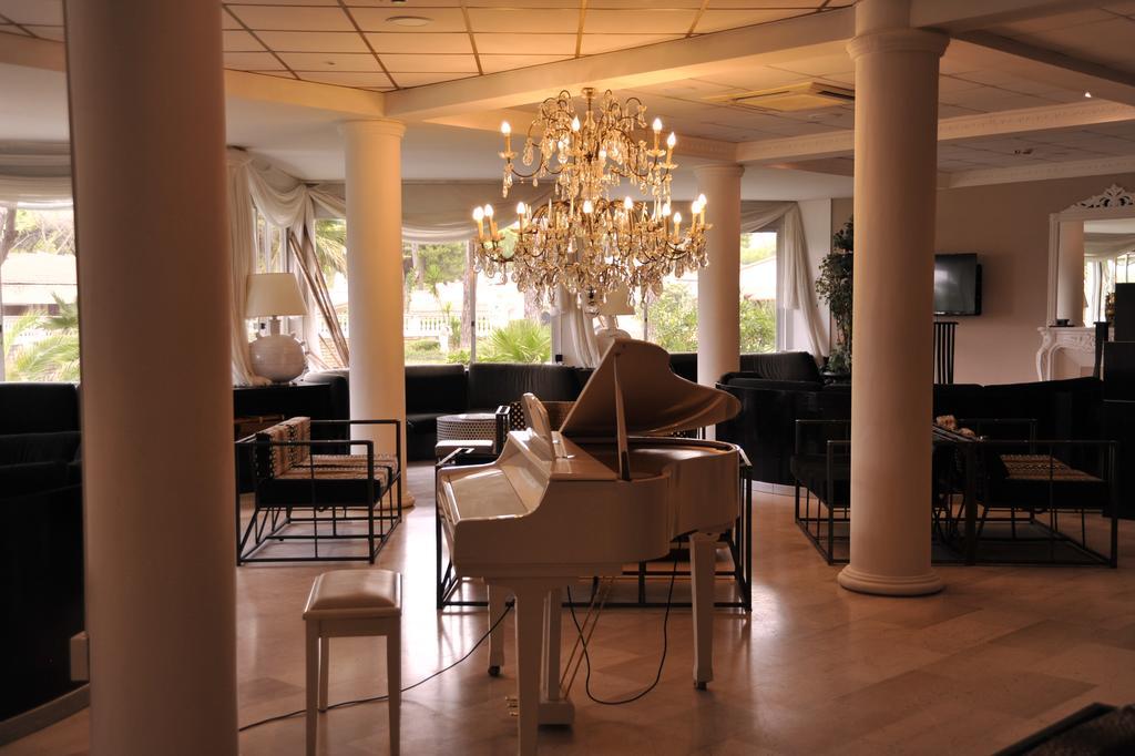 Domizia Palace Hotel Baia Domizia Esterno foto